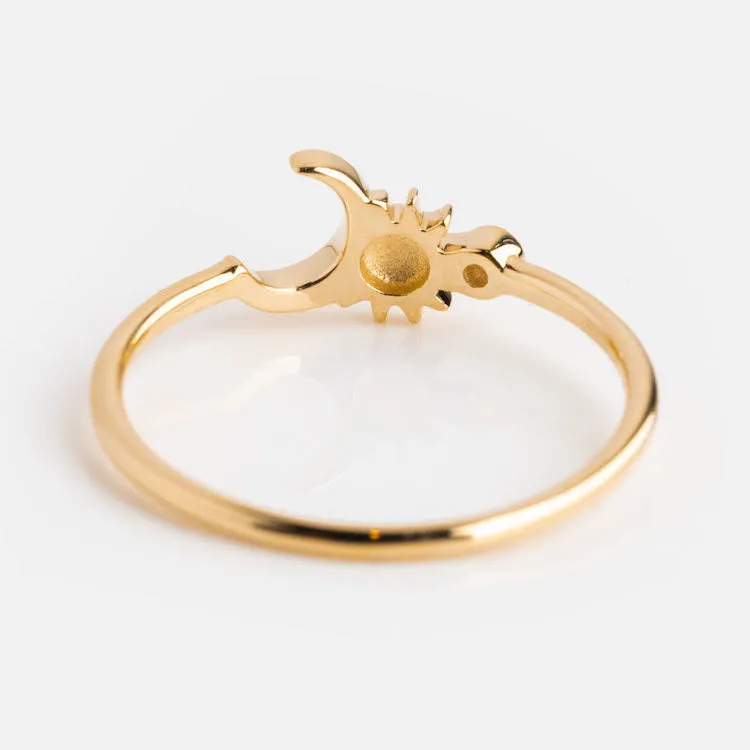 9kt Gold Diamond Sun Moon and Star Ring