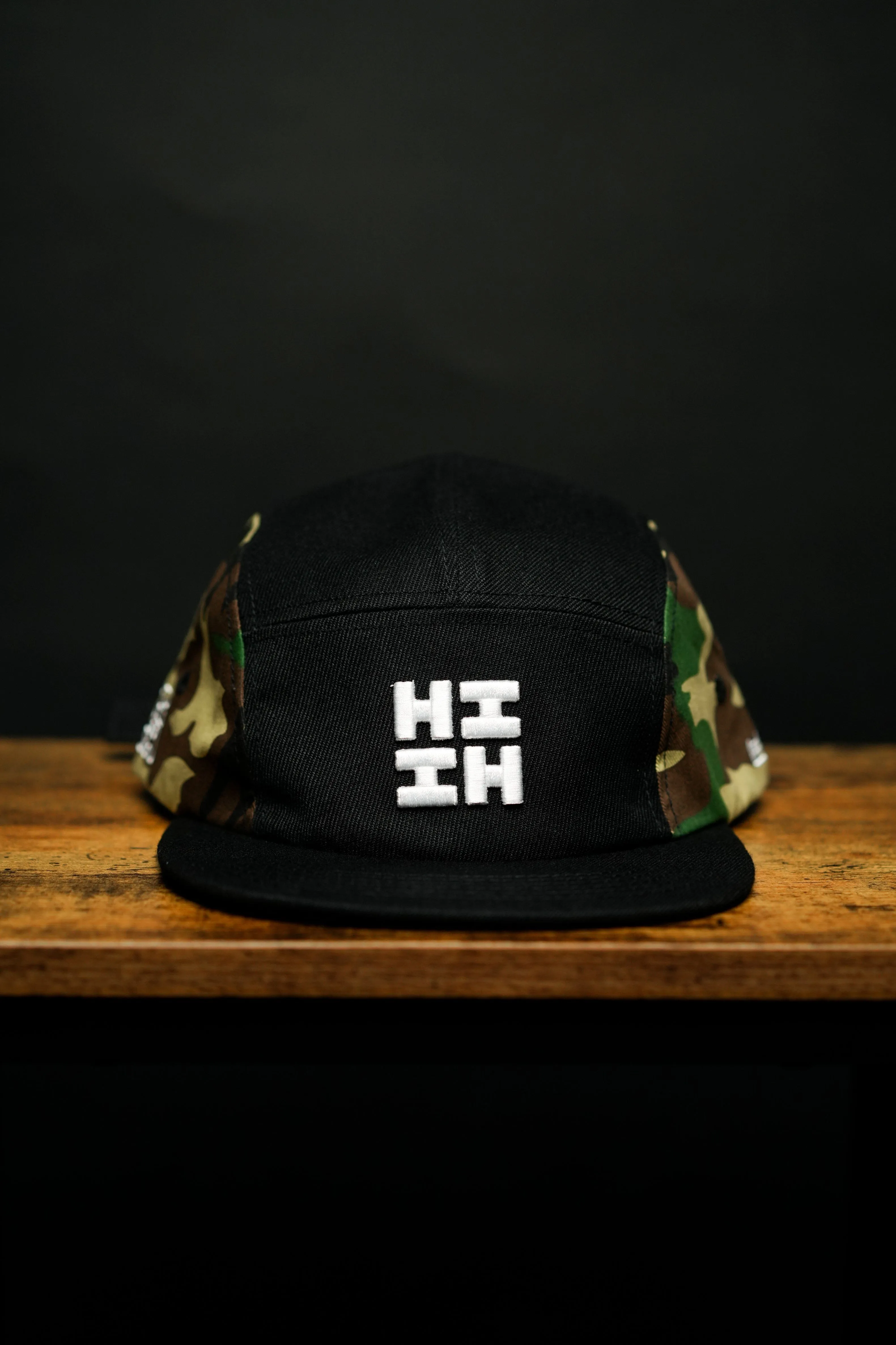 CAMO HIFI LOGO 5-PANEL HAT