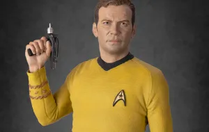 Captain James T. Kirk 1/3 Scale Statue