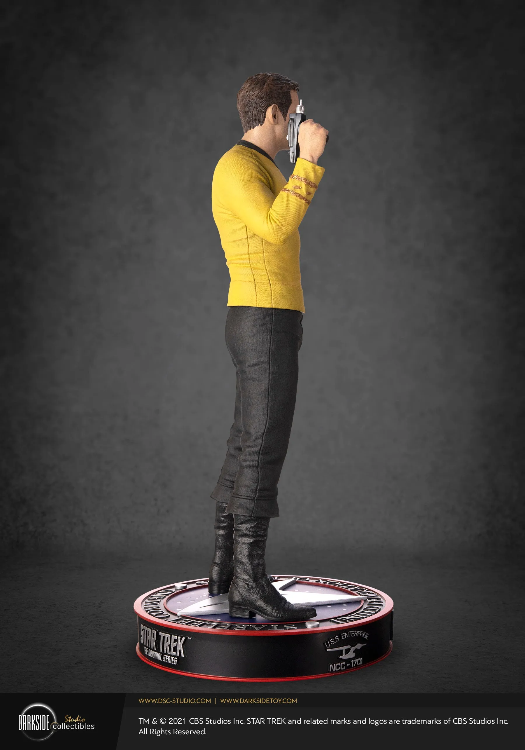 Captain James T. Kirk 1/3 Scale Statue