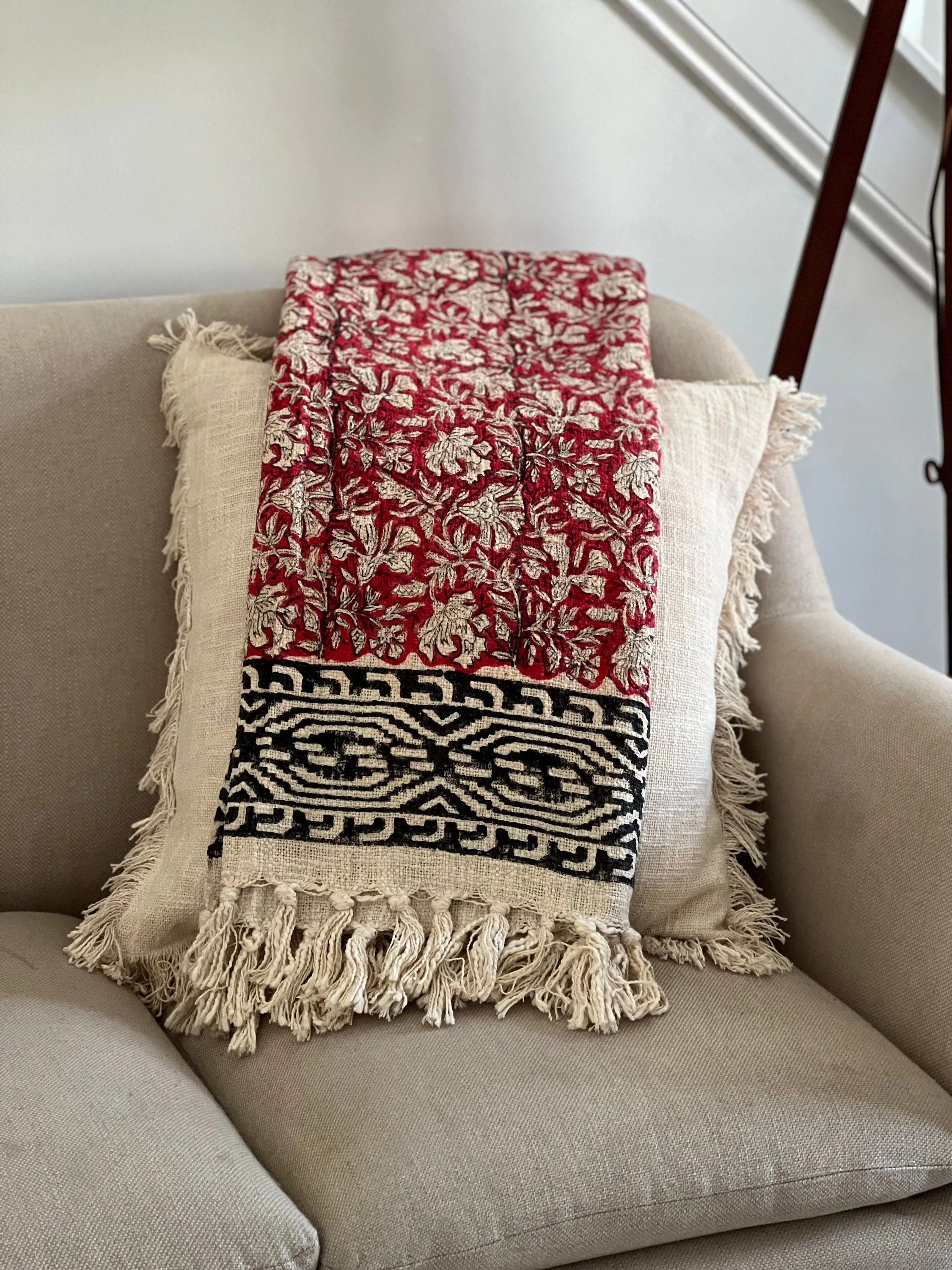 Gift Red throw blanket, Bohemian home decor, Woven blanket couch, Cotton Throw-Blanket, Throw blanket, Handmade gift for home