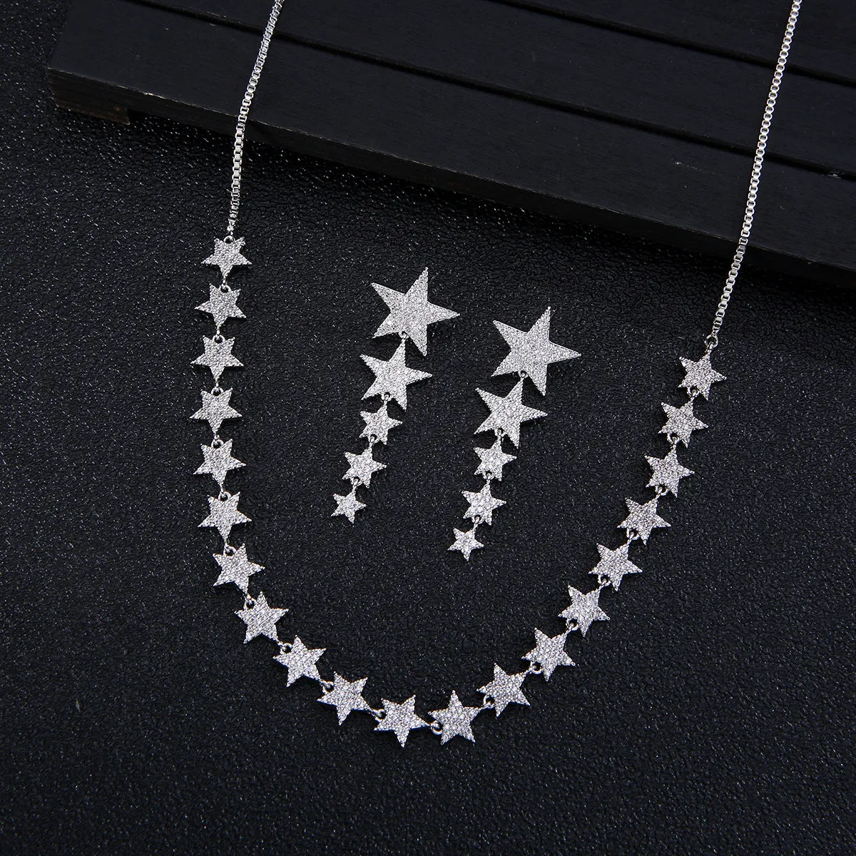 Glistening Stars Jewelry Set