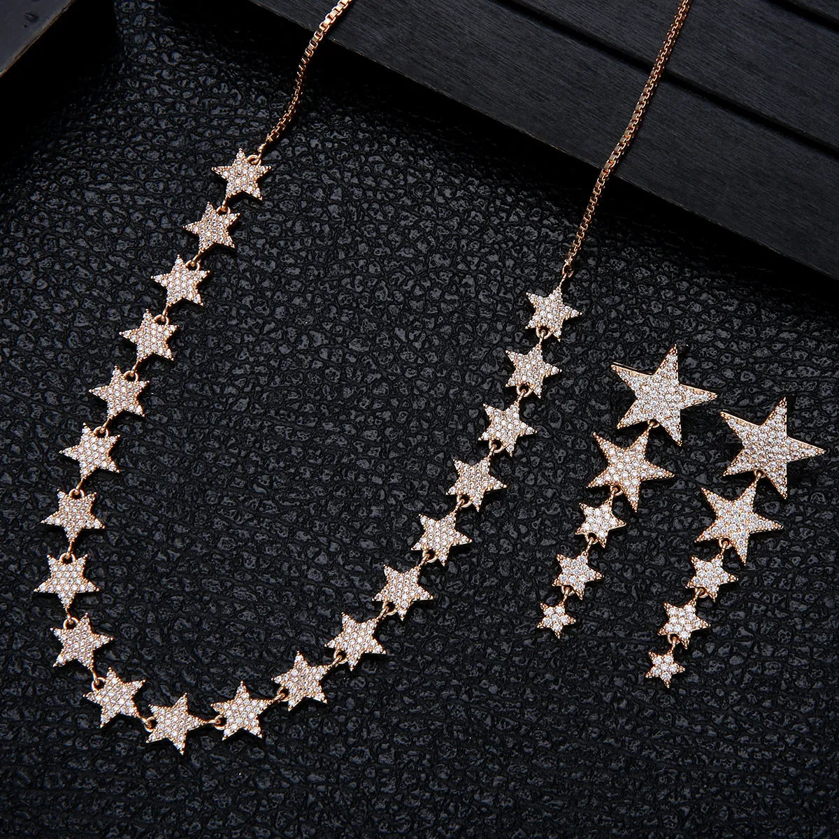 Glistening Stars Jewelry Set